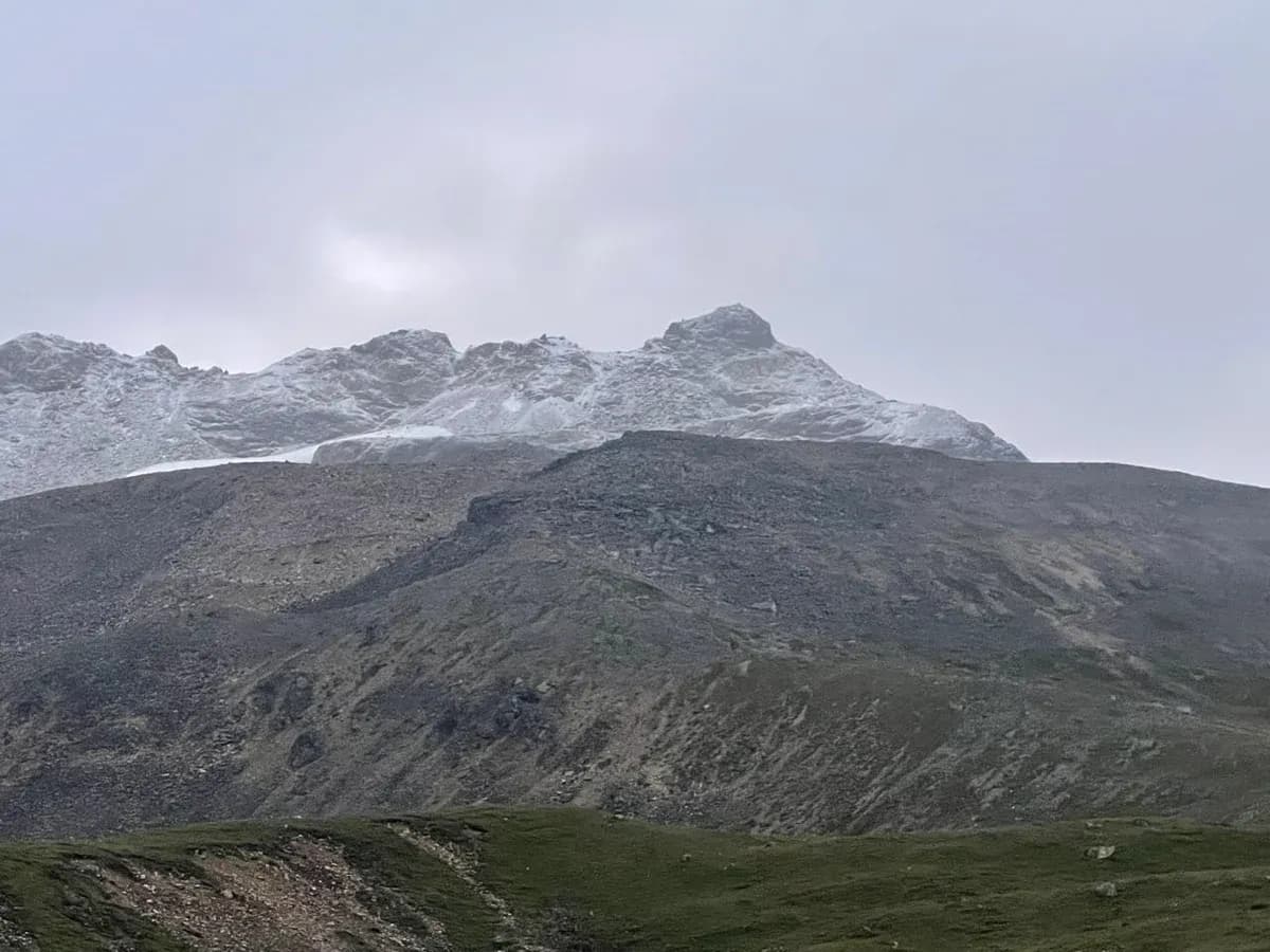 Yala Peak Climbing