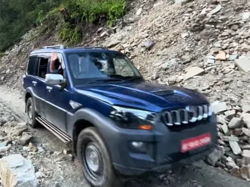 Manang Jeep Tour